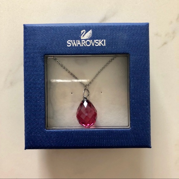 Swarovski Mauve and Silver Necklace - Picture 4 of 6